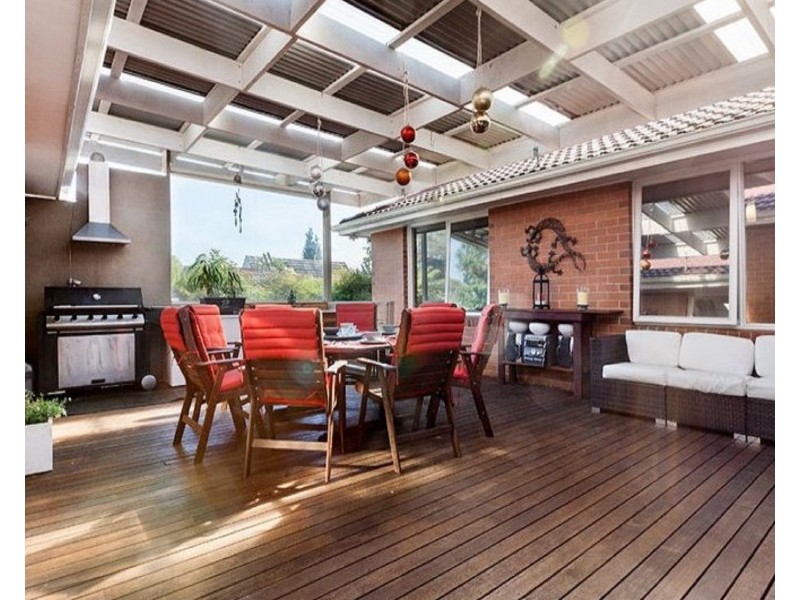 23 Kalymna Grove, Chadstone VIC 3148