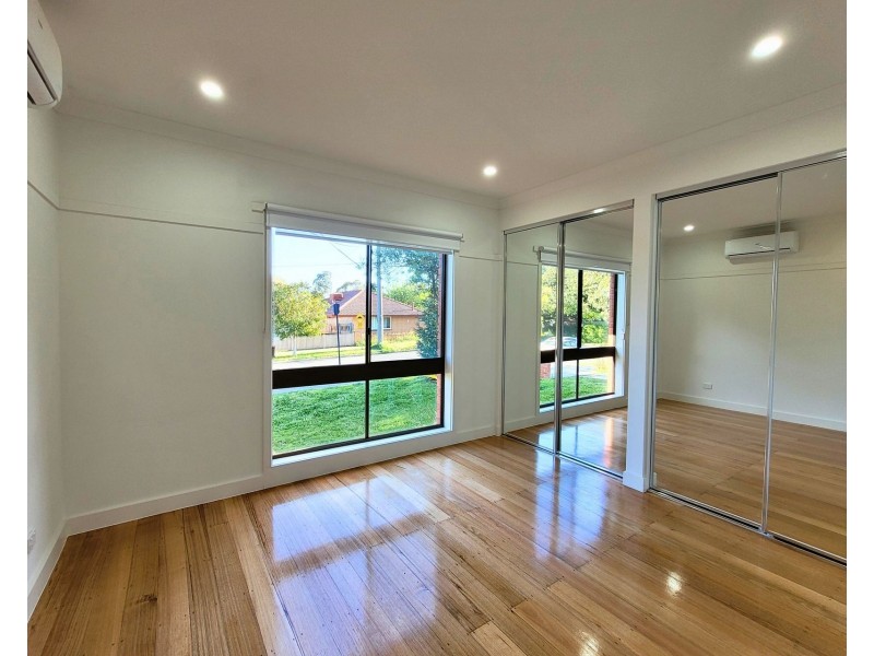 1/5 Iona Street, Clayton VIC 3168