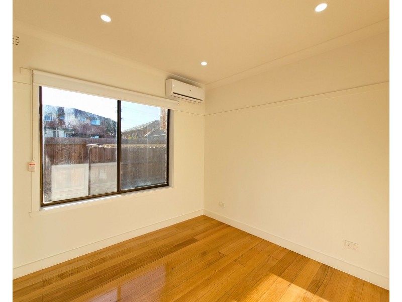 1/5 Iona Street, Clayton VIC 3168