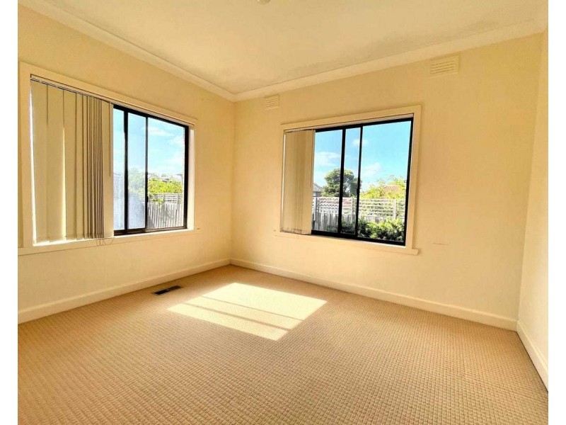 1/88 Kanooka Grove, Clayton VIC 3168