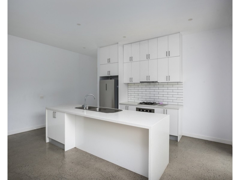 3/69 Edinburgh Street, Clayton VIC 3168