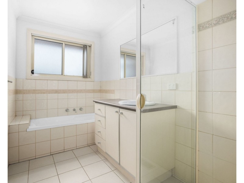 1/54 Panorama Street, Clayton VIC 3168