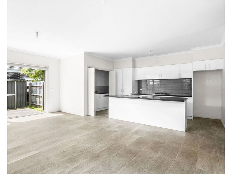1/50 Panorama Street, Clayton VIC 3168