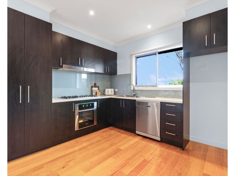 16D Banksia Street, Clayton VIC 3168