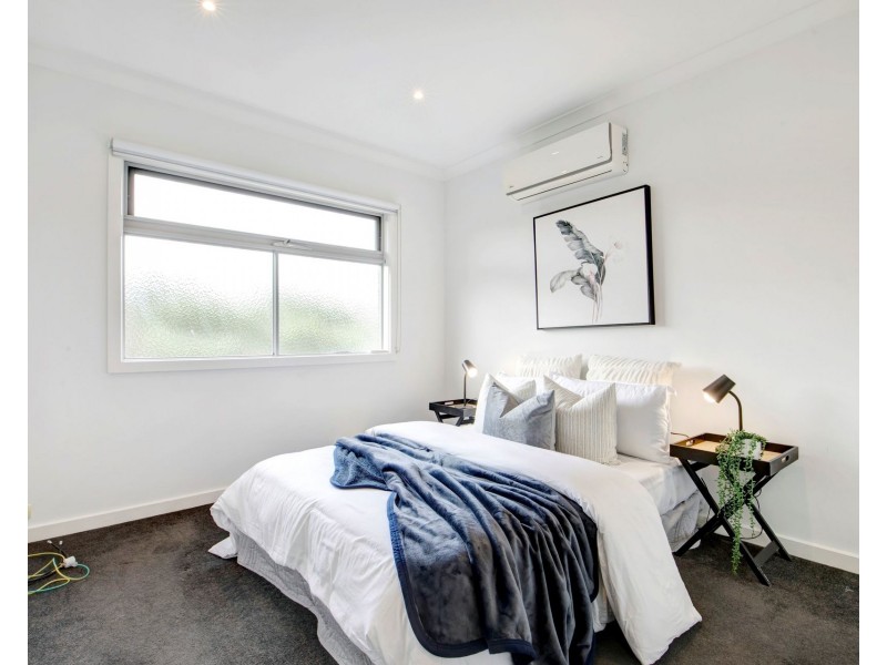 16D Banksia Street, Clayton VIC 3168