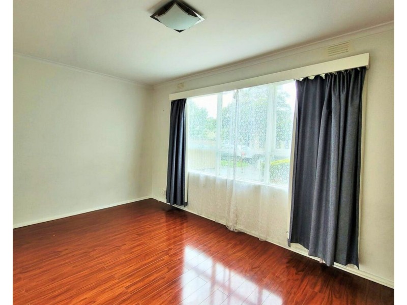 1/16 Truganini Road, Carnegie VIC 3163