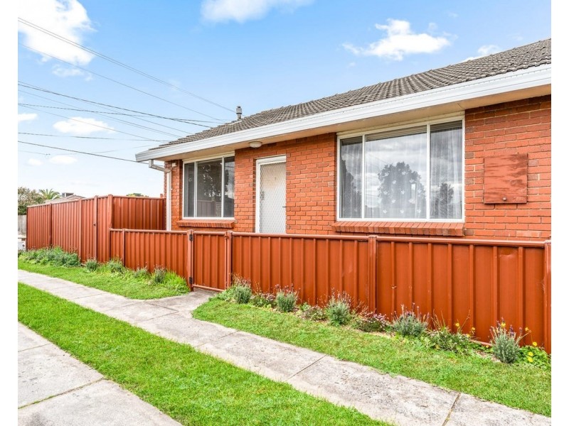 1/99 Scotsburn Avenue, Oakleigh South VIC 3167