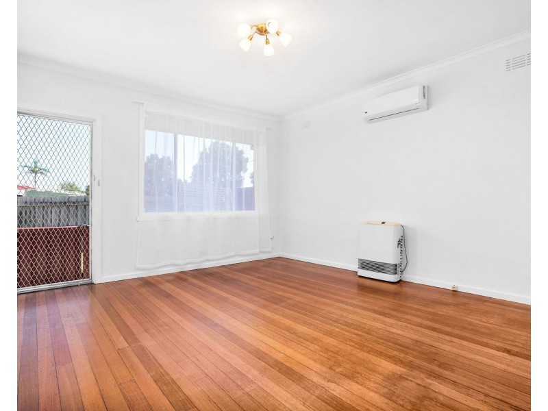 1/99 Scotsburn Avenue, Oakleigh South VIC 3167