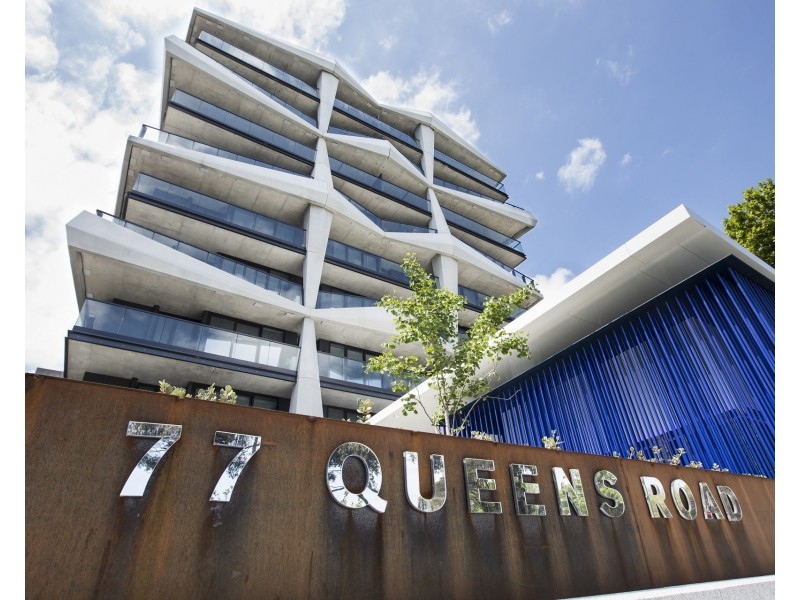 410/77 Queens Road, Melbourne VIC 3004