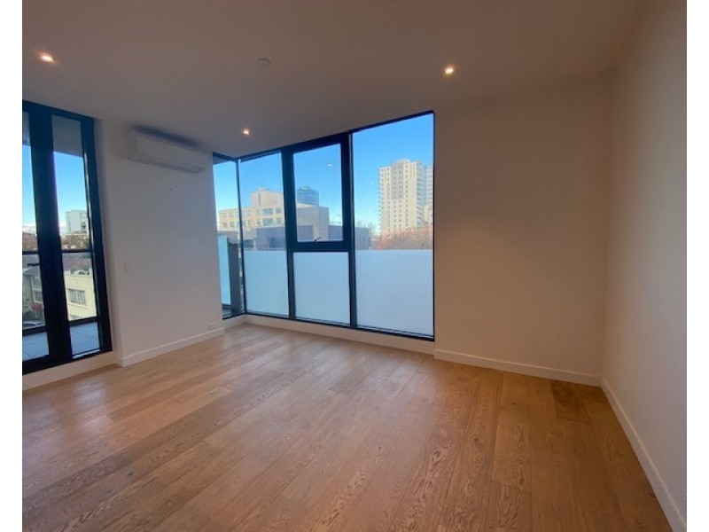 410/77 Queens Road, Melbourne VIC 3004