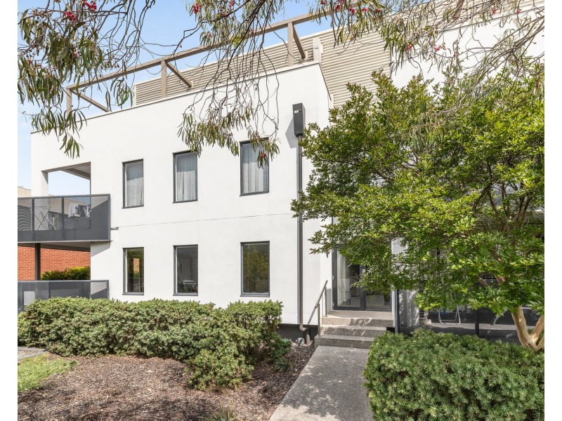 4/24 Burton Avenue, Clayton VIC 3168