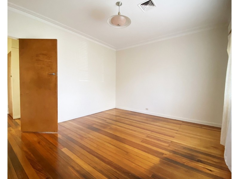 1 Whitburn Street, Clayton VIC 3168