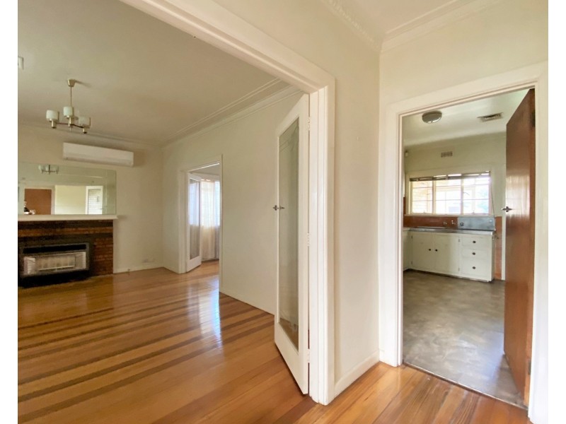 1 Whitburn Street, Clayton VIC 3168