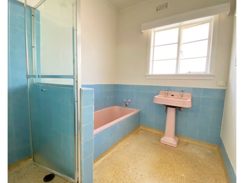 1 Whitburn Street, Clayton VIC 3168