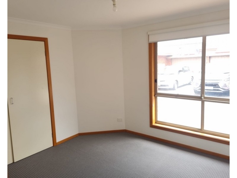 8/19 Mons Parade, Noble Park VIC 3174