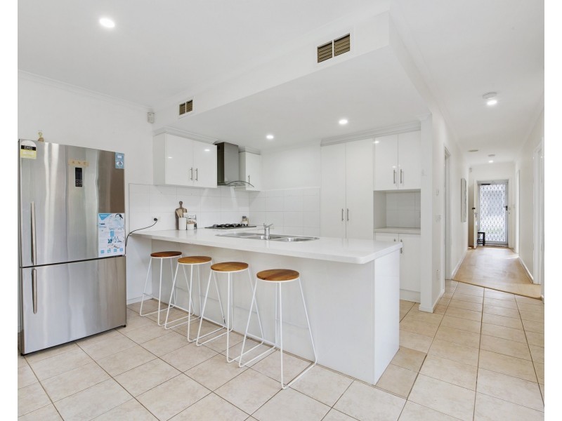 2B Francis Street, Clayton VIC 3168