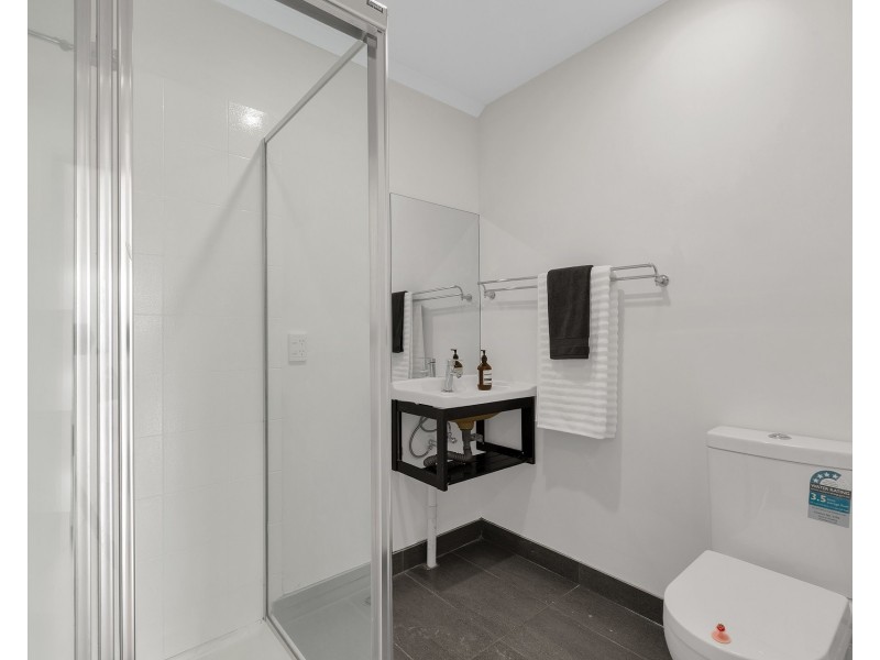 2B Francis Street, Clayton VIC 3168