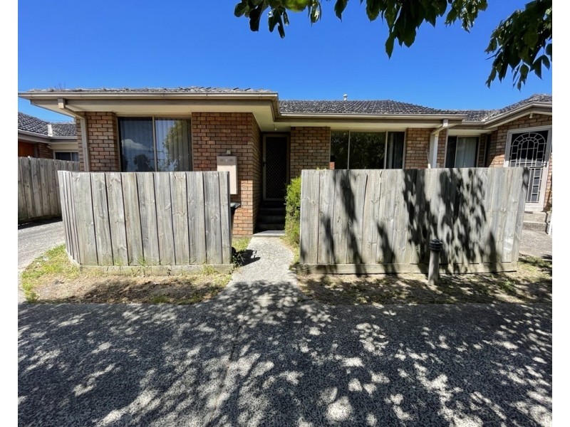 2/2 Whitburn Street, Clayton VIC 3168