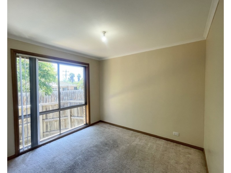 2/2 Whitburn Street, Clayton VIC 3168