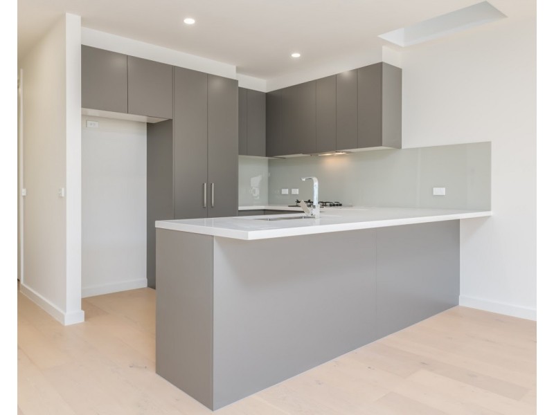 1/60 Oakes Avenue, Clayton South VIC 3169