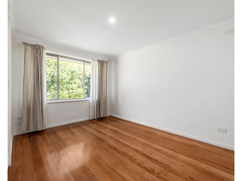 1 Warraweena Road, Clayton South VIC 3169