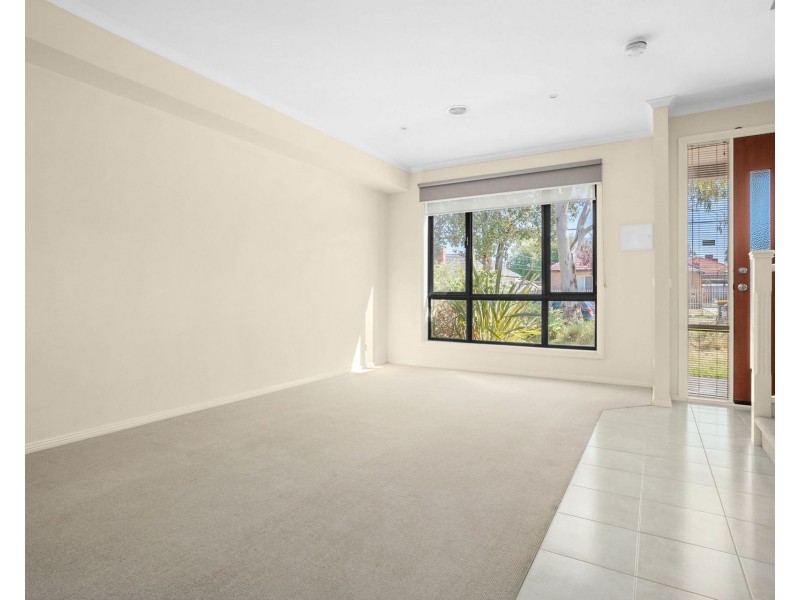 1/52 Beddoe Avenue, Clayton VIC 3168