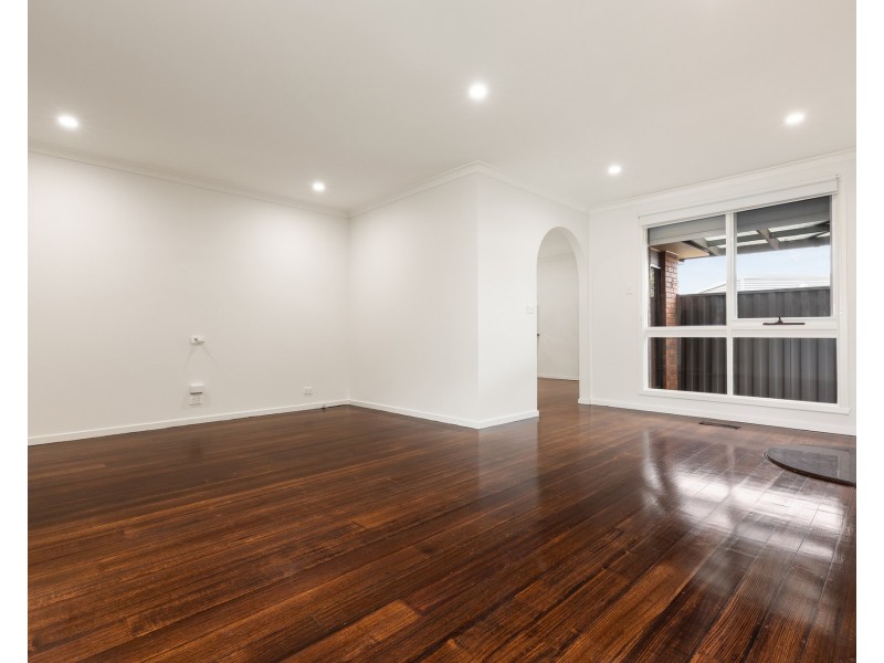 1 Robyn Court, Oakleigh South VIC 3167