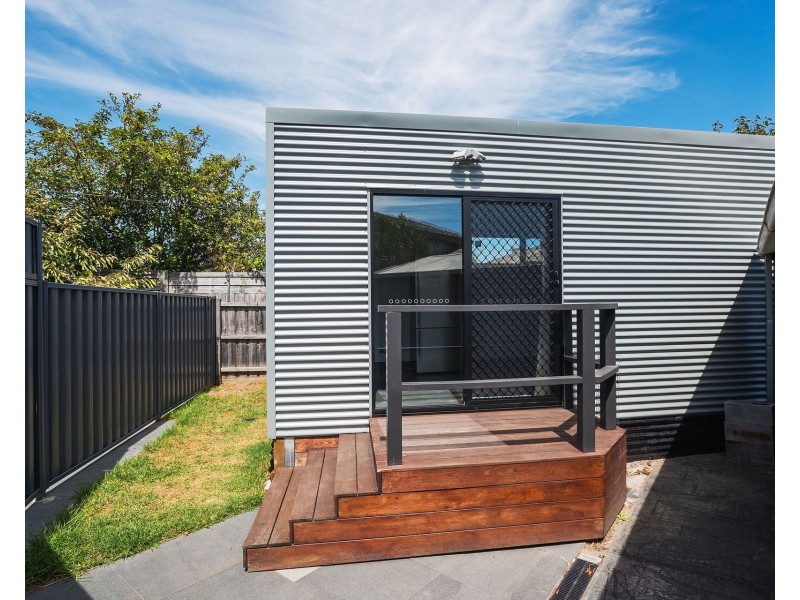 1 Robyn Court, Oakleigh South VIC 3167