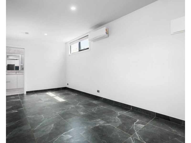 1 Robyn Court, Oakleigh South VIC 3167