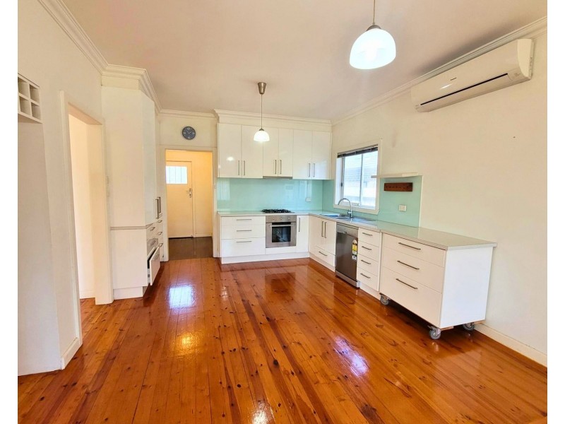 1/9 Third Street, Clayton South VIC 3169