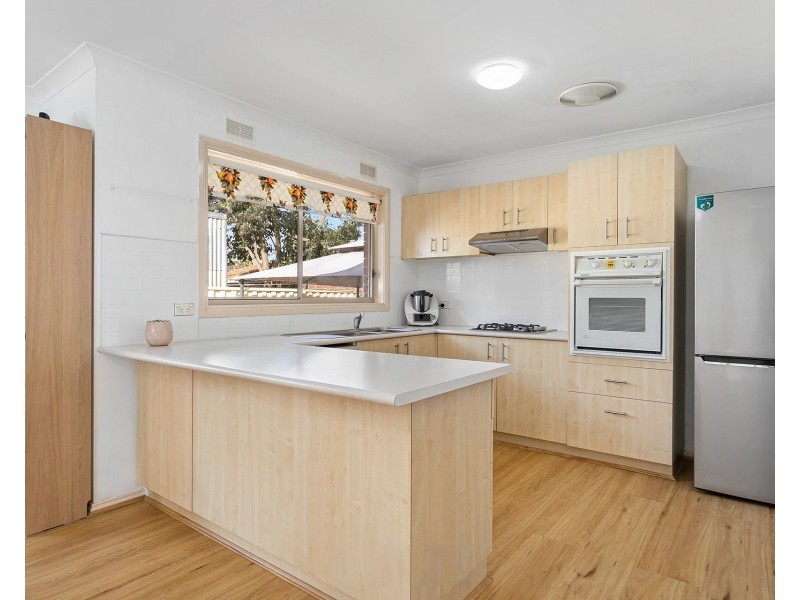 2/28 Hope Street, Springvale VIC 3171