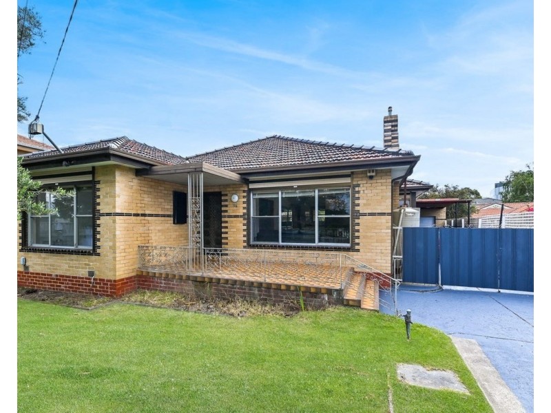 36 Browns Road, Clayton VIC 3168