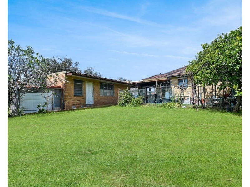 36 Browns Road, Clayton VIC 3168