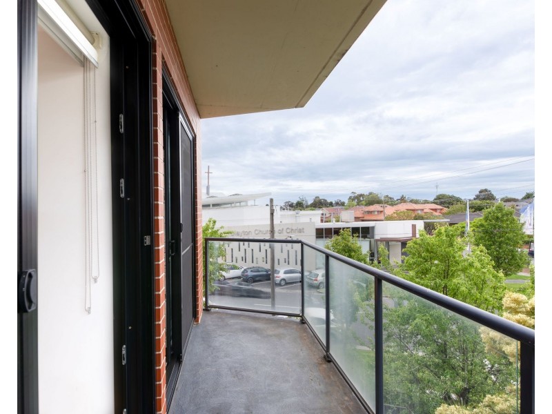 17/28 Burton Avenue, Clayton VIC 3168