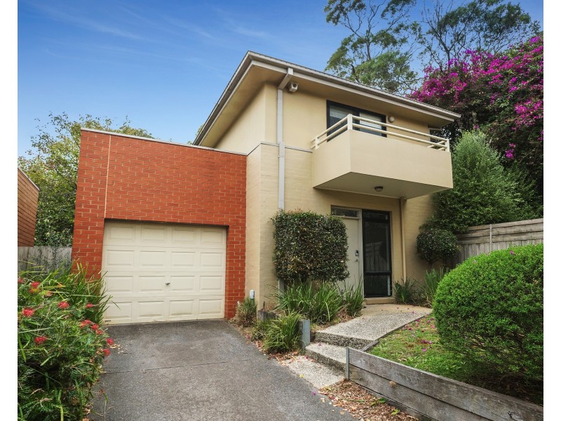 4 Shady Mews, Clayton VIC 3168
