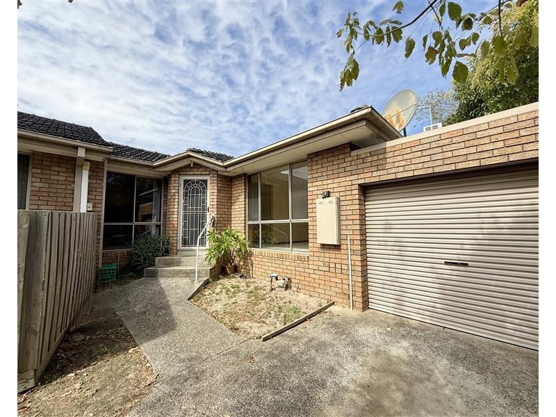 3/2 Whitburn Street, Clayton VIC 3168