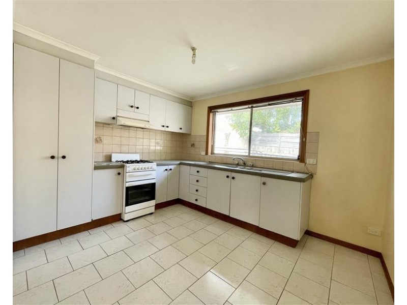 3/2 Whitburn Street, Clayton VIC 3168