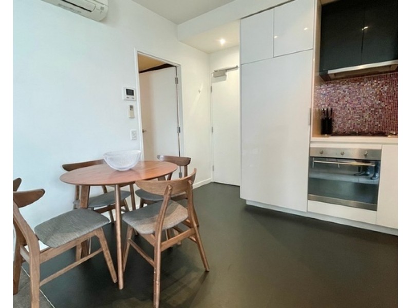 701/231 Harbour Esplanade, Docklands VIC 3008