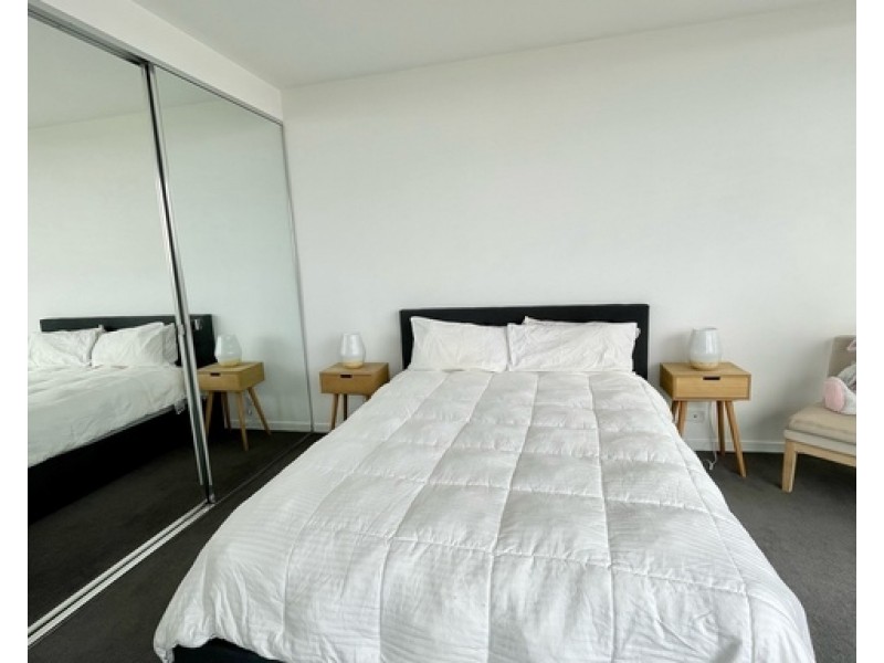 701/231 Harbour Esplanade, Docklands VIC 3008