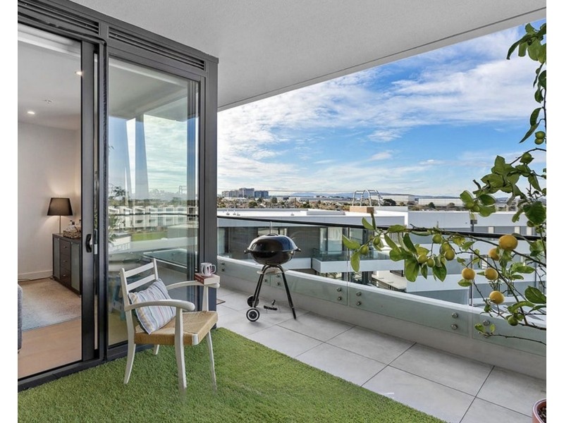 407/18 Lomandra Drive, Clayton South VIC 3169