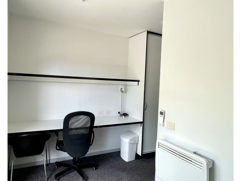 121/1728 Dandenong Road, Clayton VIC 3168