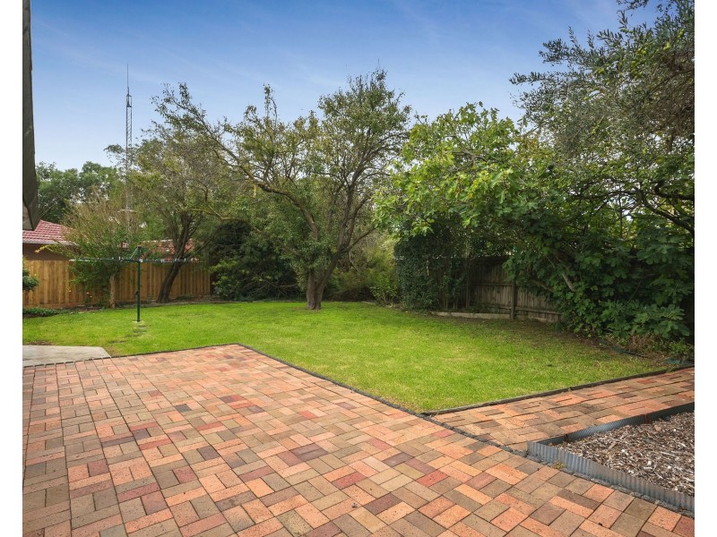 43 Ester Crescent, Clayton South VIC 3169