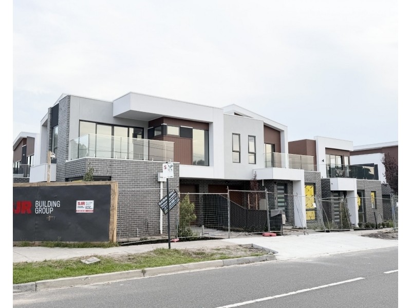 42 Thompson Street, Clayton VIC 3168