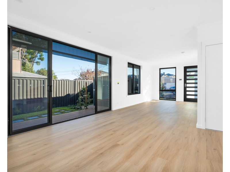 42 Thompson Street, Clayton VIC 3168