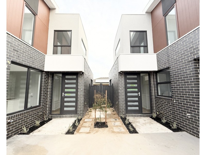 63 Madeleine Road, Clayton VIC 3168