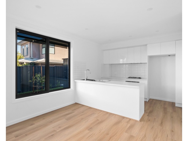 63 Madeleine Road, Clayton VIC 3168