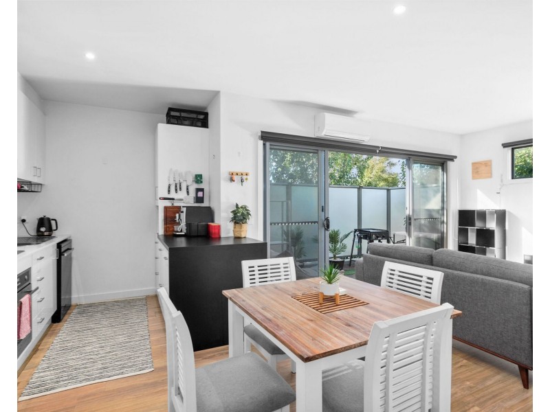 5/1424 Centre Road, Clayton South VIC 3169