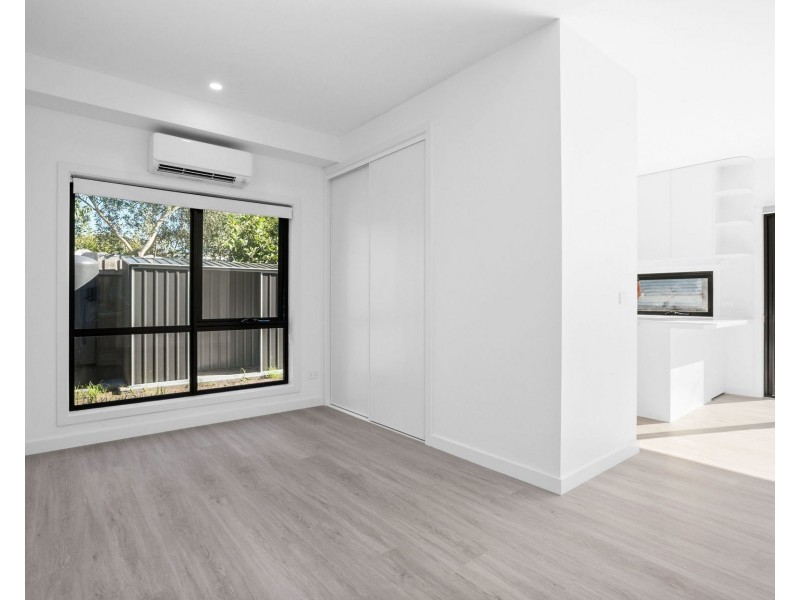 49 Prince Charles Street, Clayton VIC 3168