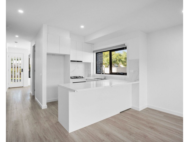 49 Prince Charles Street, Clayton VIC 3168