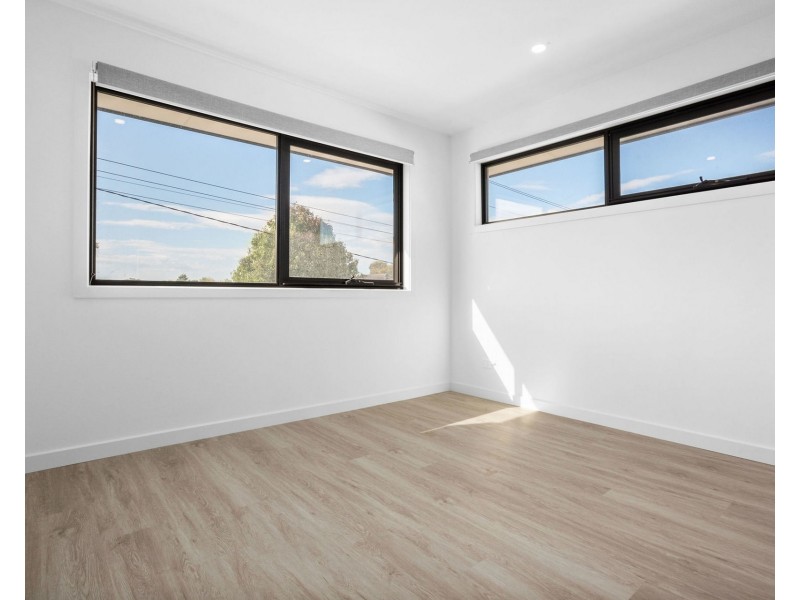 49 Prince Charles Street, Clayton VIC 3168